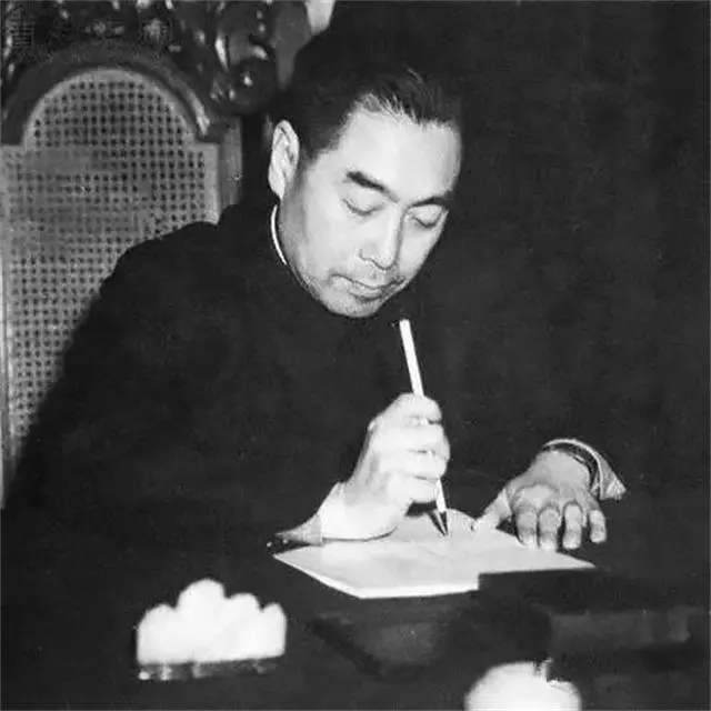 当年活捉蒋介石的孙铭九,在西安事变结束后,解放后怎样了? 当年活捉蒋介石的孙铭九,在西安事变结束后,解放后怎样了?