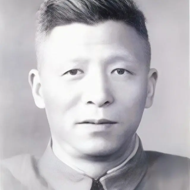 当年活捉蒋介石的孙铭九,在西安事变结束后,解放后怎样了? 当年活捉蒋介石的孙铭九,在西安事变结束后,解放后怎样了?