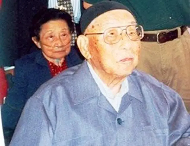 当年活捉蒋介石的孙铭九,在西安事变结束后,解放后怎样了? 当年活捉蒋介石的孙铭九,在西安事变结束后,解放后怎样了?