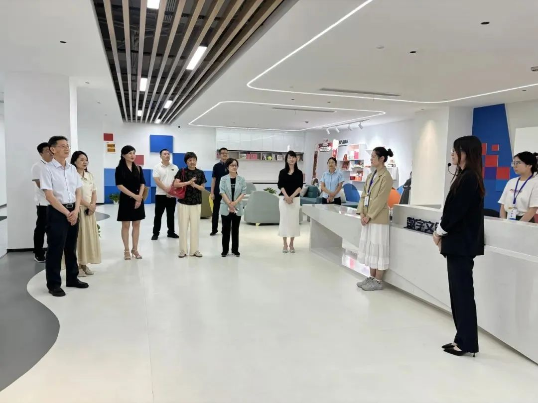 区政协共青团、妇联、青联界别开展“阅享青年之声 共话青年发展”主题读书会 区政协共青团、妇联、青联界别开展“阅享青年之声 共话青年发展”主题读书会