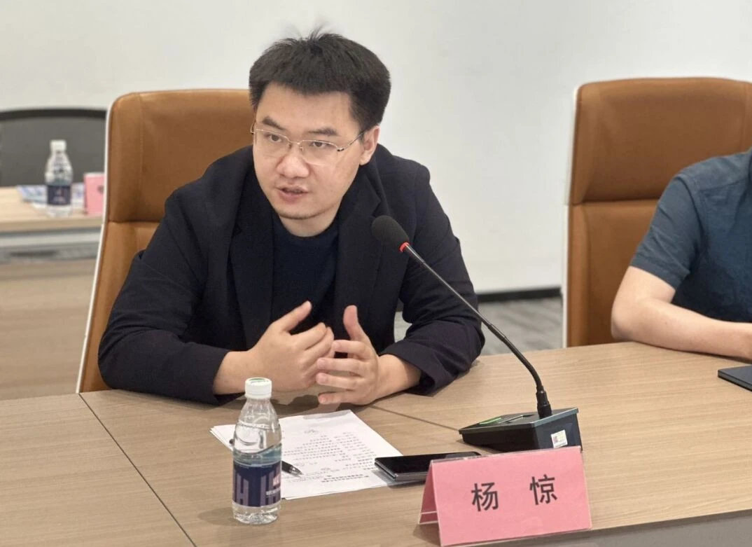 澳门街坊会联合总会代表团到访鄂港澳青创园 澳门街坊会联合总会代表团到访鄂港澳青创园