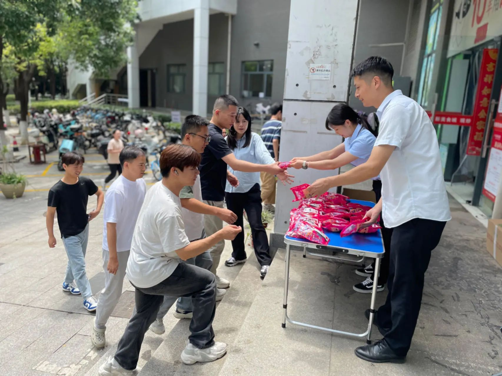 粽叶飘香 浓情端午 | 华科物业联合华工科技园工会联合会开展迎端午主题活动 粽叶飘香 浓情端午 | 华科物业联合华工科技园工会联合会开展迎端午主题活动