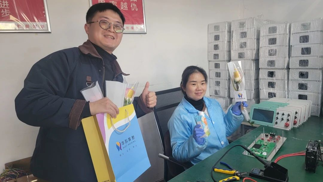 武汉光谷微创新实验室祝所有从业女性节日快乐！