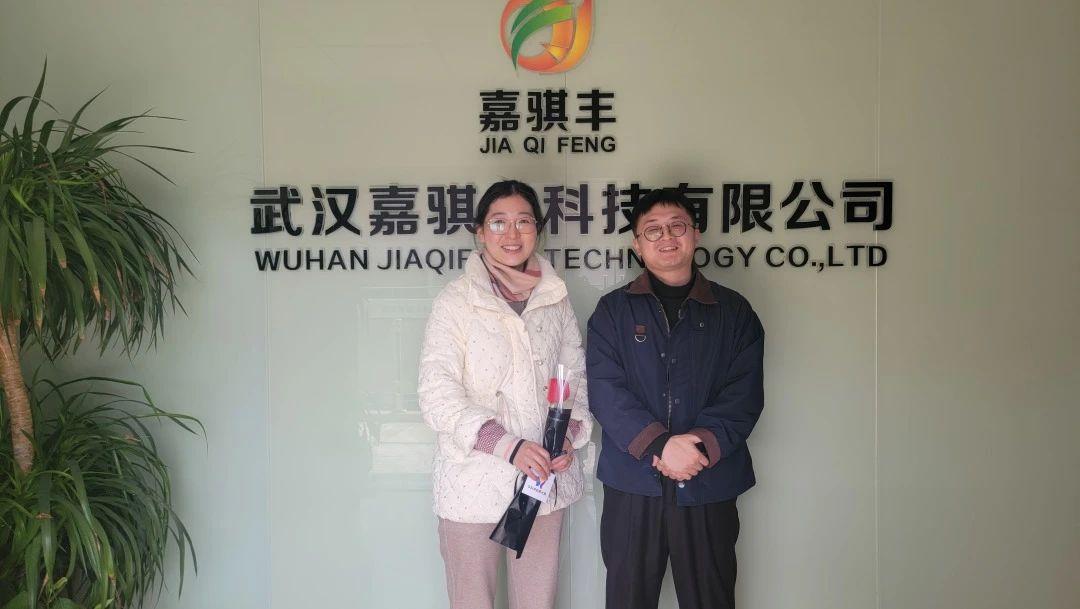 武汉光谷微创新实验室祝所有从业女性节日快乐！