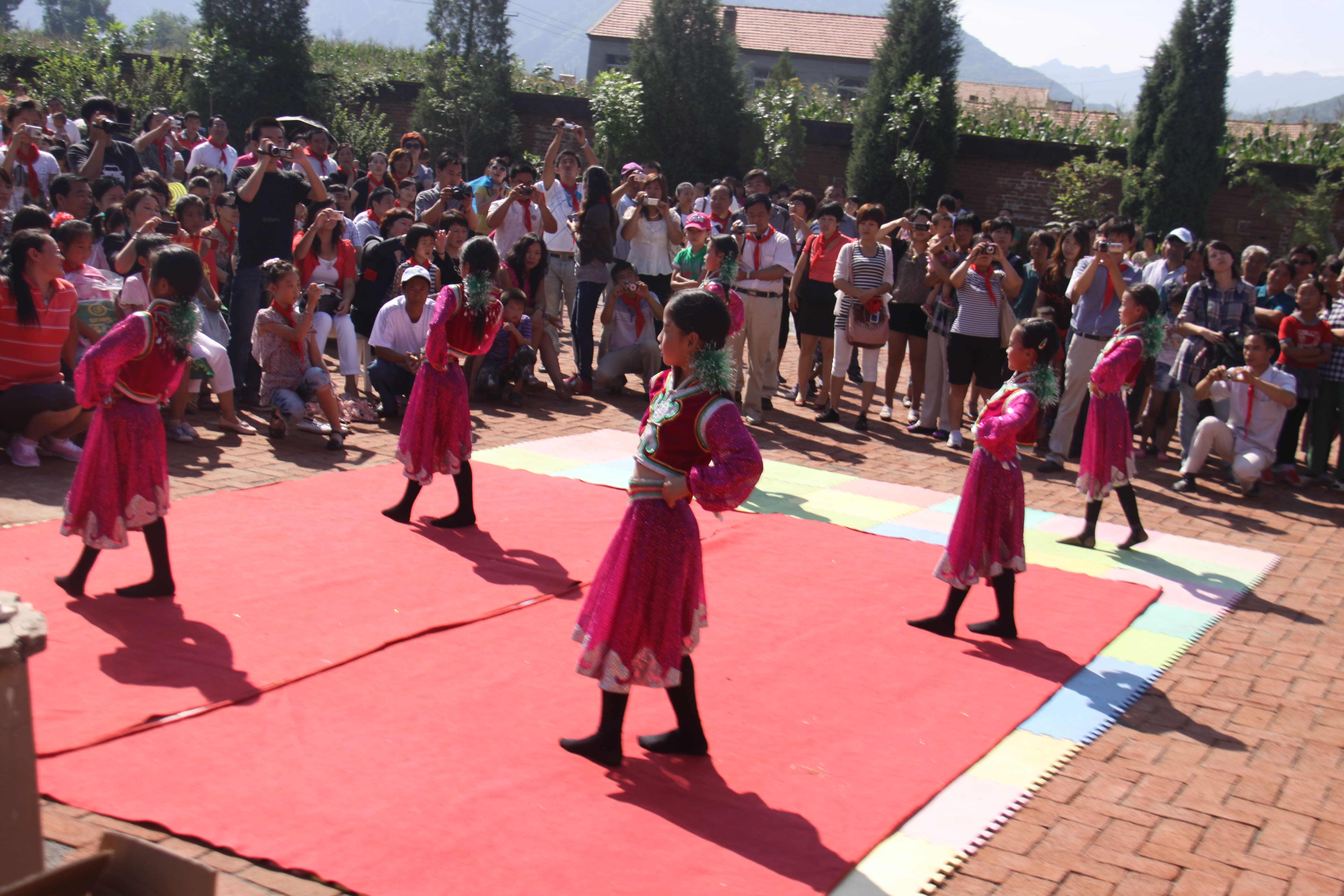 The 17th Wulongji Shanghe Niu Yanling Primary School in Chengde City The 17th Wulongji Shanghe Niu Yanling Primary School in Chengde City