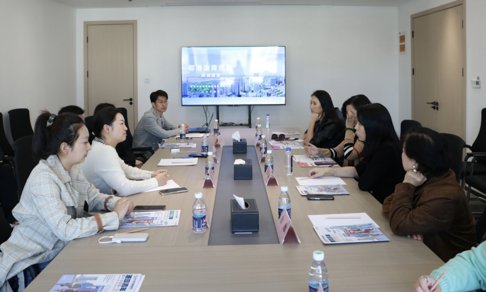 泰中湖北青年总商会一行到访鄂港澳青创园 泰中湖北青年总商会一行到访鄂港澳青创园