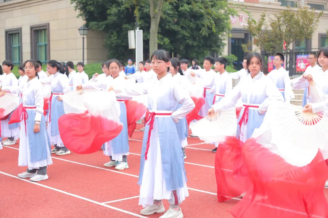 悦动悦青春，活力燃金秋——成都王府第九届秋季田径运动会
