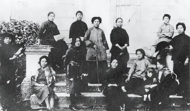 1975年李富春病逝,蔡畅坚决不许女儿送葬,聂帅出面劝说都没用 1975年李富春病逝,蔡畅坚决不许女儿送葬,聂帅出面劝说都没用