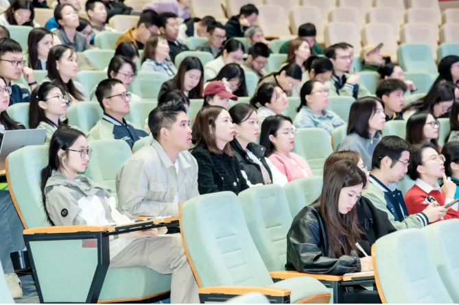 为未来而教——核心素养导向下的教育教学新川探索 为未来而教——核心素养导向下的教育教学新川探索