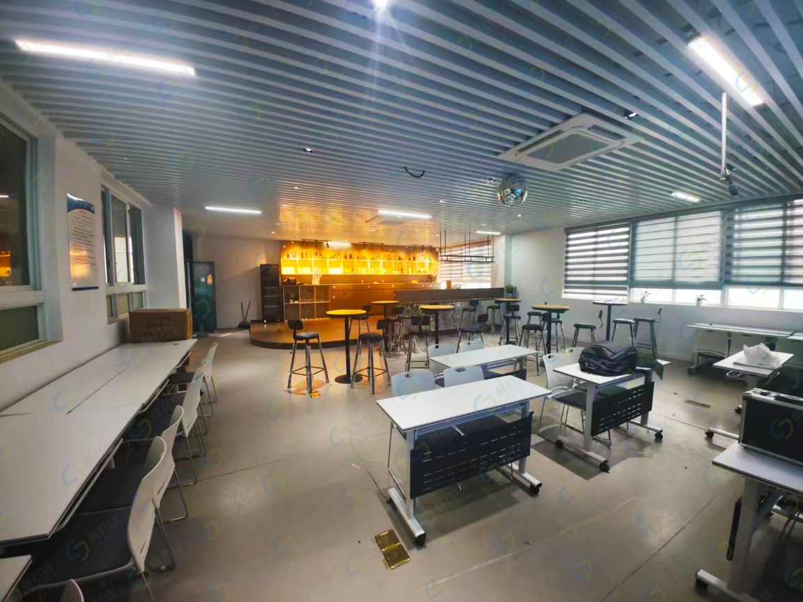 泰順縣職業(yè)教育中心調(diào)酒實(shí)訓(xùn)室建設(shè)順利完工! 泰順縣職業(yè)教育中心調(diào)酒實(shí)訓(xùn)室建設(shè)順利完工!