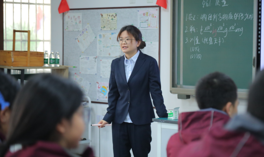 共话教育情 同绘桃李梦——资阳天立学校到我校开展“同课异构”学术交流