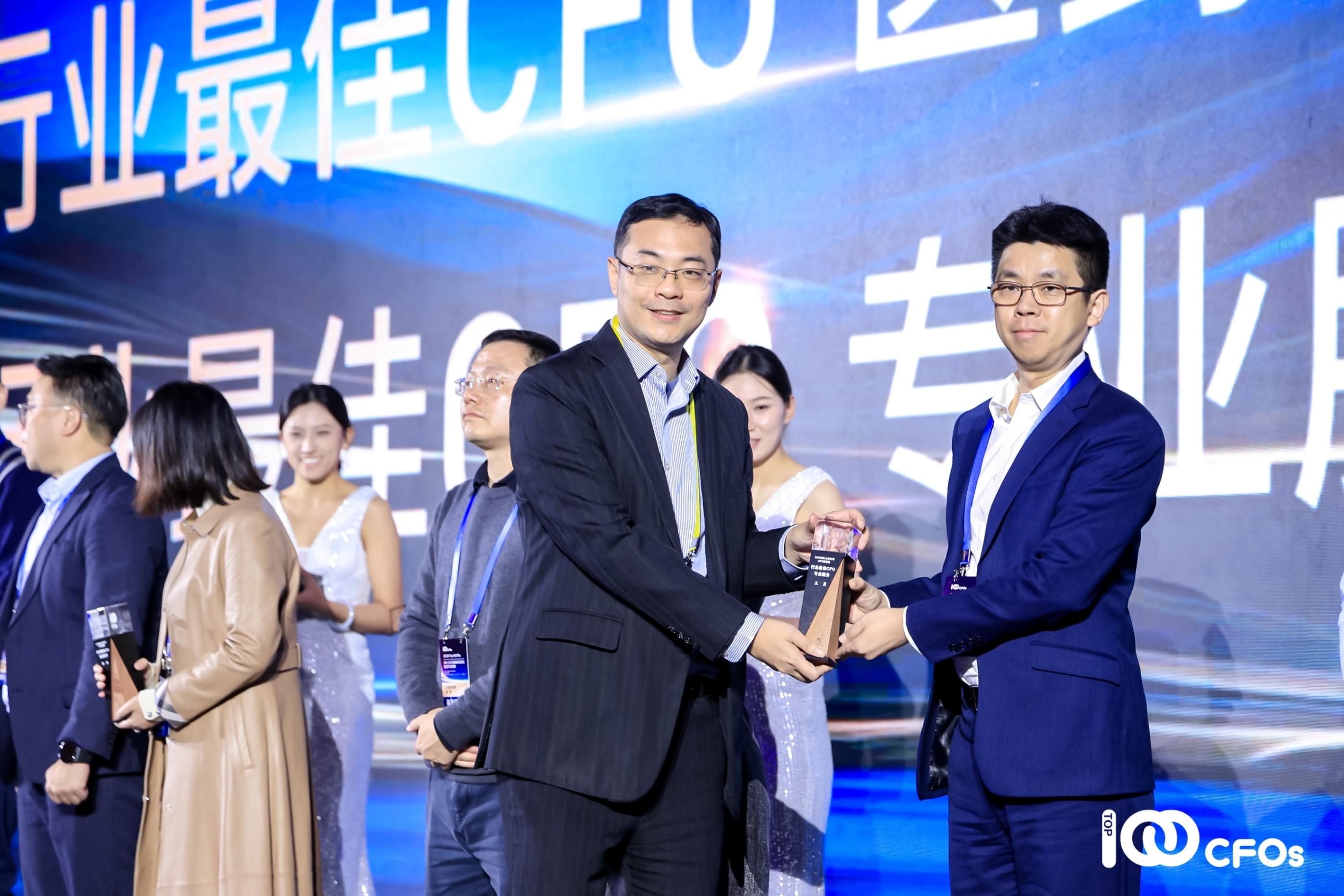 鑫苑服务CFO王勇荣登海外上市公司CFO百强榜
