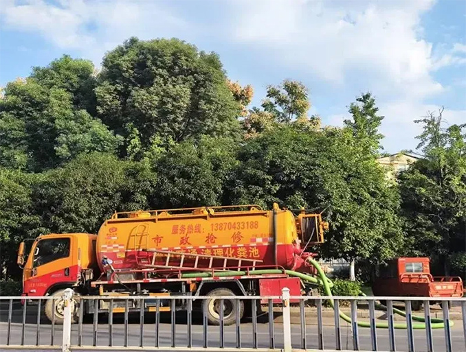 施罗德助力江西乐安城管局高效开展管道检测清淤工作