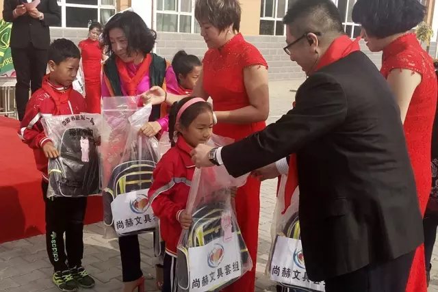第68所 包頭市九原區(qū)尚赫董麗萍奶業(yè)中心校 第68所 包頭市九原區(qū)尚赫董麗萍奶業(yè)中心校