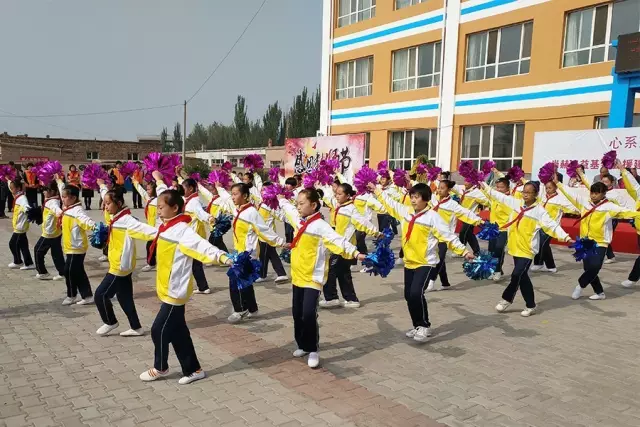 第68所 包頭市九原區(qū)尚赫董麗萍奶業(yè)中心校 第68所 包頭市九原區(qū)尚赫董麗萍奶業(yè)中心校