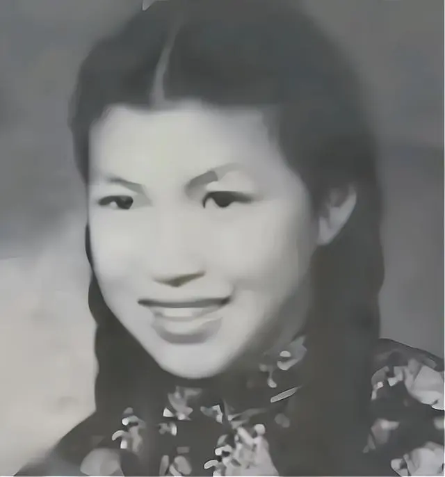 林昭死后父亲服药自杀,母亲精神失常,还要被索要5分钱的子弹费 林昭死后父亲服药自杀,母亲精神失常,还要被索要5分钱的子弹费