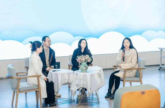 领略教育新风尚，共筑教育新篇章——西宁市骨干教师到访我校