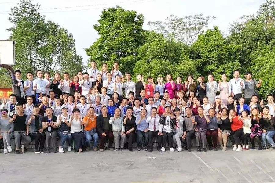 第80所 仁壽縣天峨鎮(zhèn)復(fù)合尚赫唐源小學(xué) 第80所 仁壽縣天峨鎮(zhèn)復(fù)合尚赫唐源小學(xué)