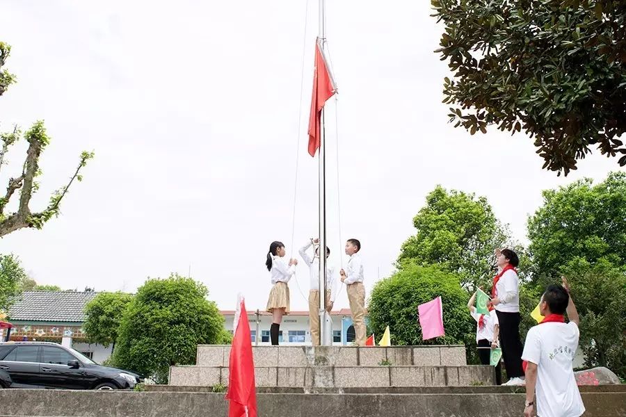 第81所 衢州市龍游縣官潭福和尚赫萬(wàn)寶雪小學(xué) 第81所 衢州市龍游縣官潭福和尚赫萬(wàn)寶雪小學(xué)