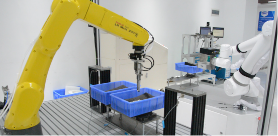 富唯智能復合機器人:開啟 CNC 鋁塊加工高效新紀元! 富唯智能復合機器人:開啟 CNC 鋁塊加工高效新紀元!
