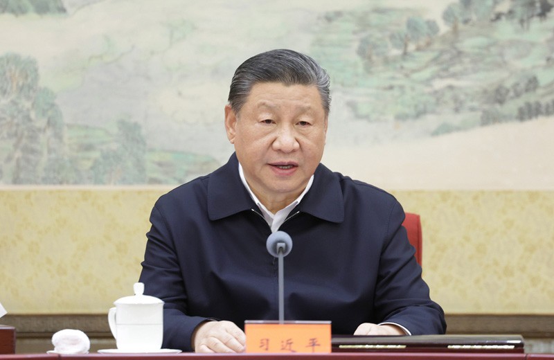 中共中央政治局召开民主生活会 习近平主持会议并发表重要讲话