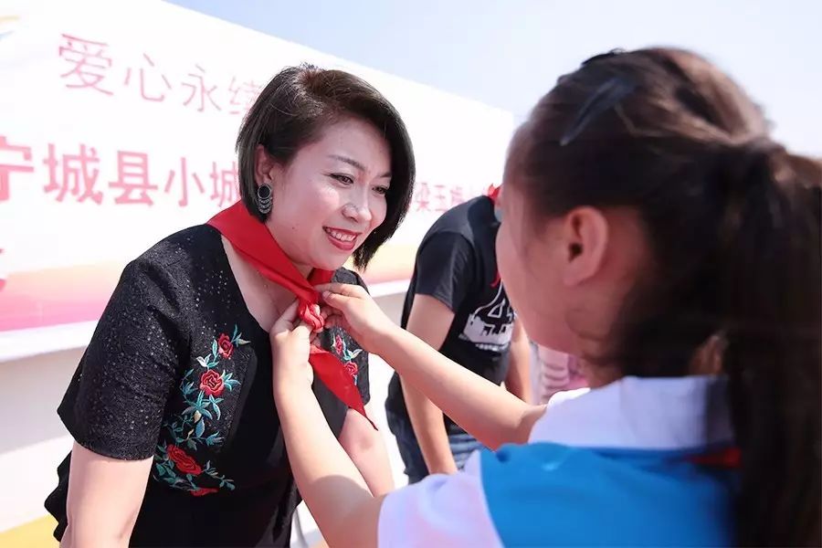 第109所 赤峰市寧城縣小城子鎮(zhèn)臺子尚赫梁玉梅小學(xué) 第109所 赤峰市寧城縣小城子鎮(zhèn)臺子尚赫梁玉梅小學(xué)
