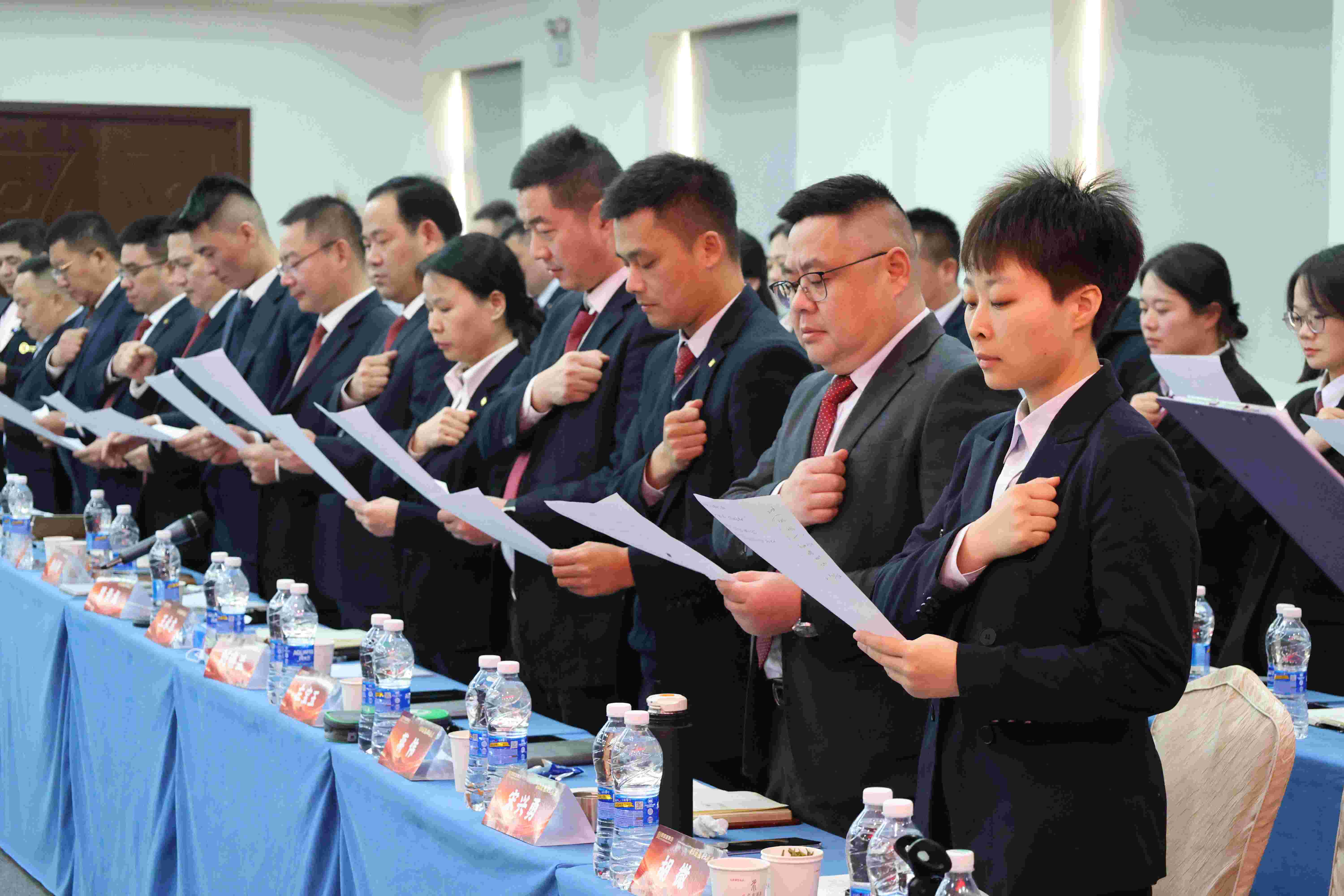专业致胜 专注锐进 | js4399金沙线2025年度战略大会圆满落幕！