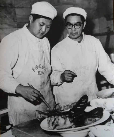 宋美龄106岁去世,贴身厨子回家后不久自尽,事后妻子透露出缘由 宋美龄106岁去世,贴身厨子回家后不久自尽,事后妻子透露出缘由