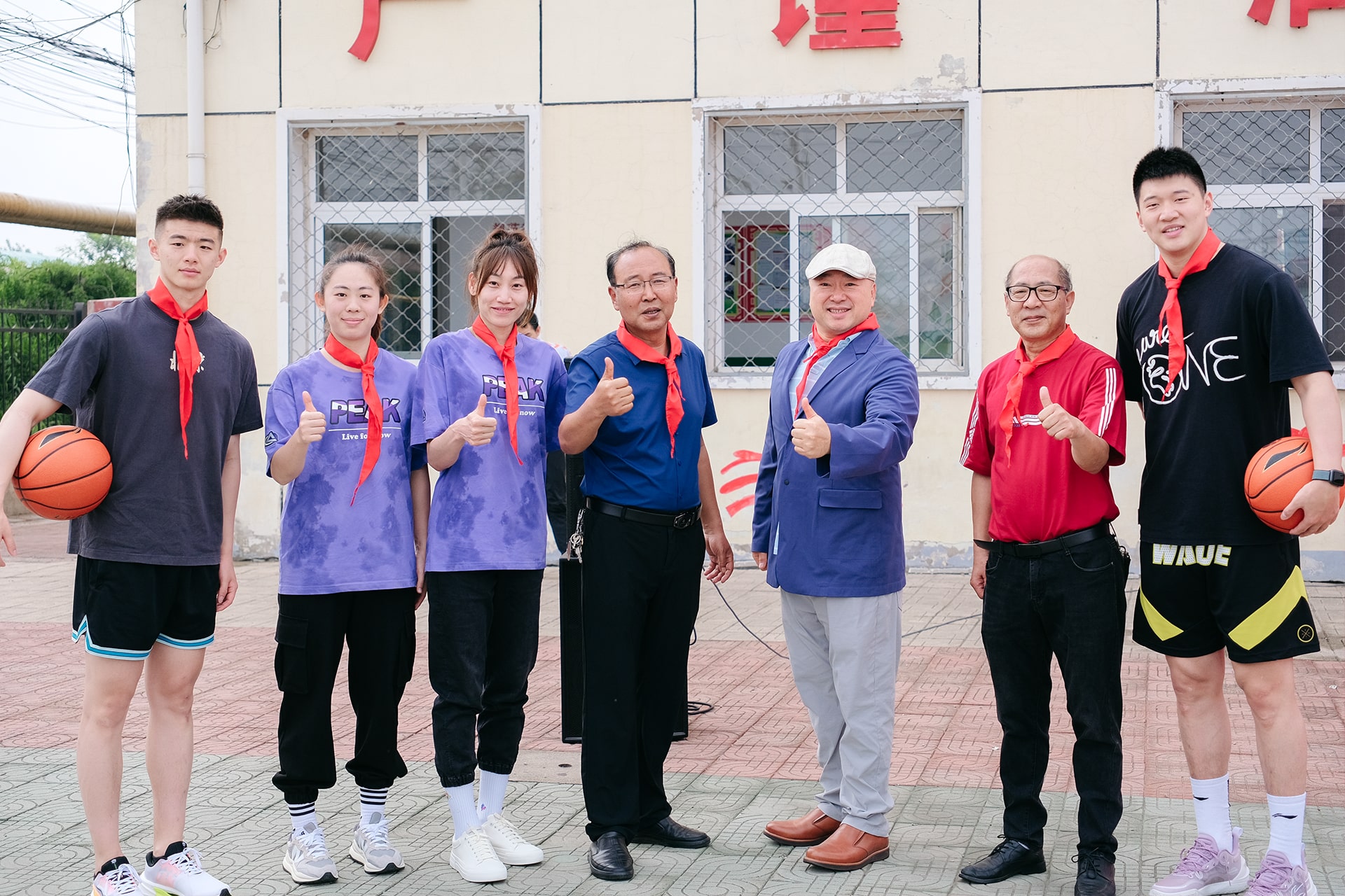 尚赫公益基金會(huì)攜手首鋼體育,傳遞籃球夢(mèng)想,為少年喝彩! 尚赫公益基金會(huì)攜手首鋼體育,傳遞籃球夢(mèng)想,為少年喝彩!