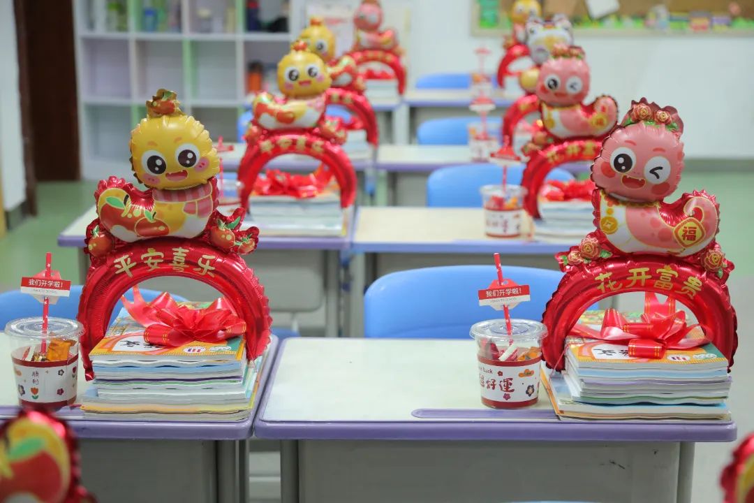 合着春天的节拍,和花儿一起绽放——请查收成都王府学校2月校长来信 合着春天的节拍,和花儿一起绽放——请查收成都王府学校2月校长来信