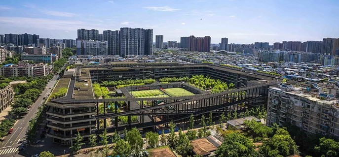 《与大师同行：用视频玻璃重构城市空间的商业价值》