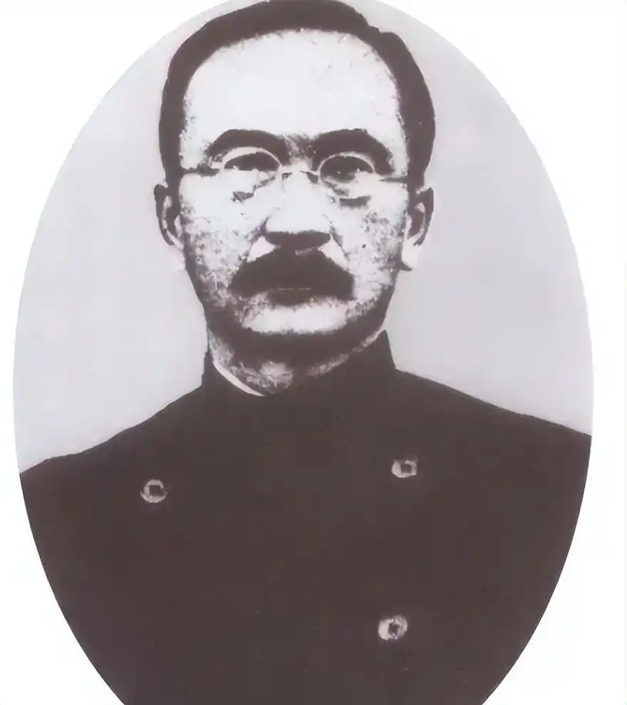 民国首任总理唐绍仪,蒋介石怕其叛变,利用其爱好将其杀害 民国首任总理唐绍仪,蒋介石怕其叛变,利用其爱好将其杀害