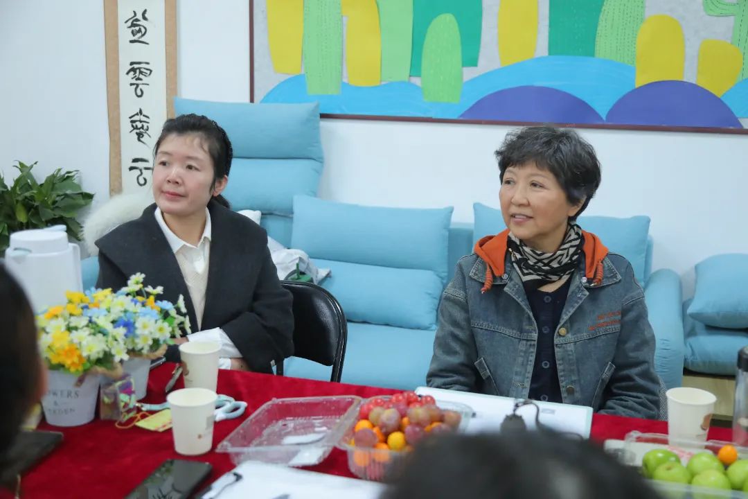 智慧爱孩子，孩子就阳光——校级家委会举办主题沙龙