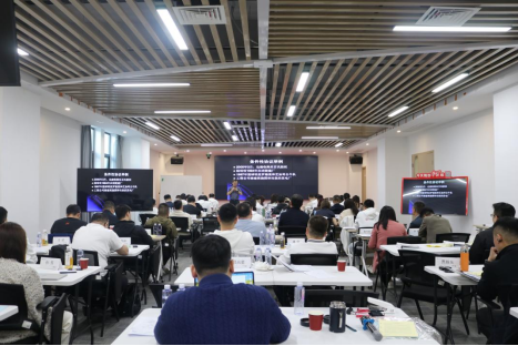 共绘发展新篇章 | 北大光华EMBA超60位企业家齐聚鄂港澳青创园 共绘发展新篇章 | 北大光华EMBA超60位企业家齐聚鄂港澳青创园
