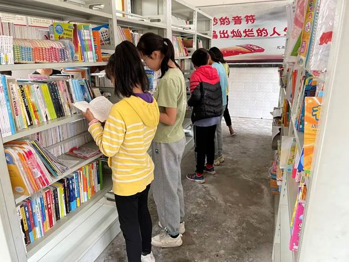 第221所 四川省綿陽市鹽亭縣永泰鎮(zhèn)與可尚赫周玲艷小學 第221所 四川省綿陽市鹽亭縣永泰鎮(zhèn)與可尚赫周玲艷小學