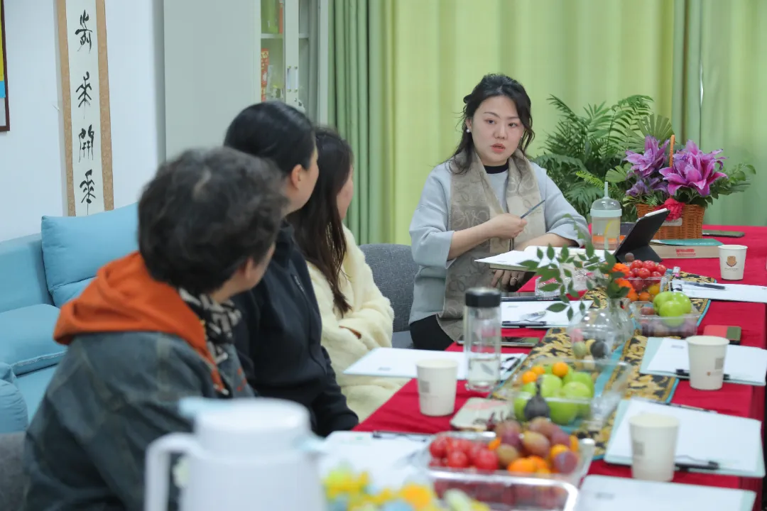 明朗在路上，温暖而向阳——请查收成都王府学校3月校长来信