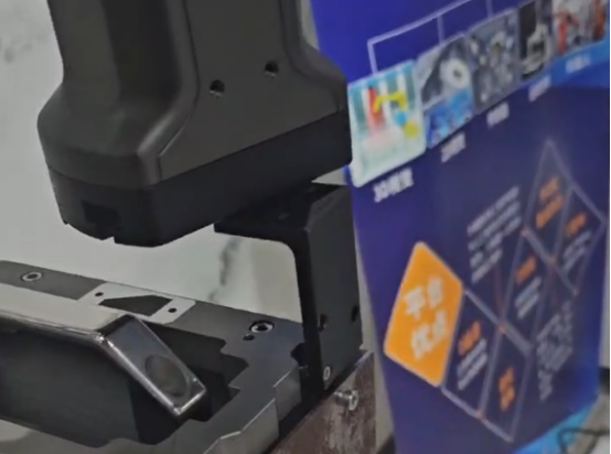復合機器人為什么要使用單點糾偏算法?解碼高精度作業的“動態平衡術” 復合機器人為什么要使用單點糾偏算法?解碼高精度作業的“動態平衡術”