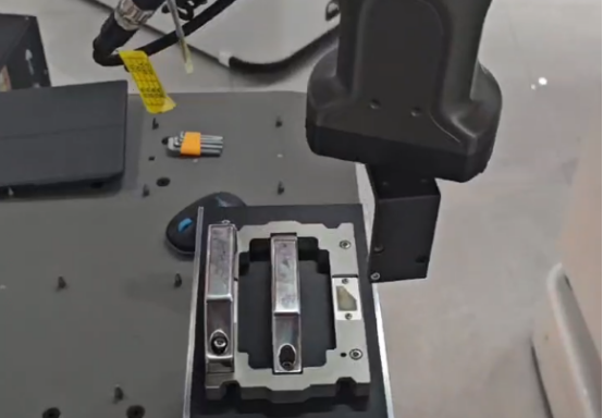 復合機器人為什么要使用單點糾偏算法?解碼高精度作業的“動態平衡術” 復合機器人為什么要使用單點糾偏算法?解碼高精度作業的“動態平衡術”