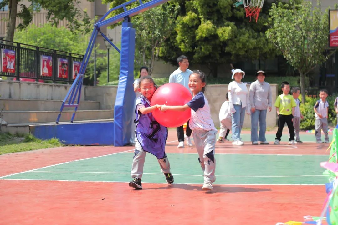 运动充满乐趣，快乐激活生命——成都王府第五届趣味运动会圆满举行