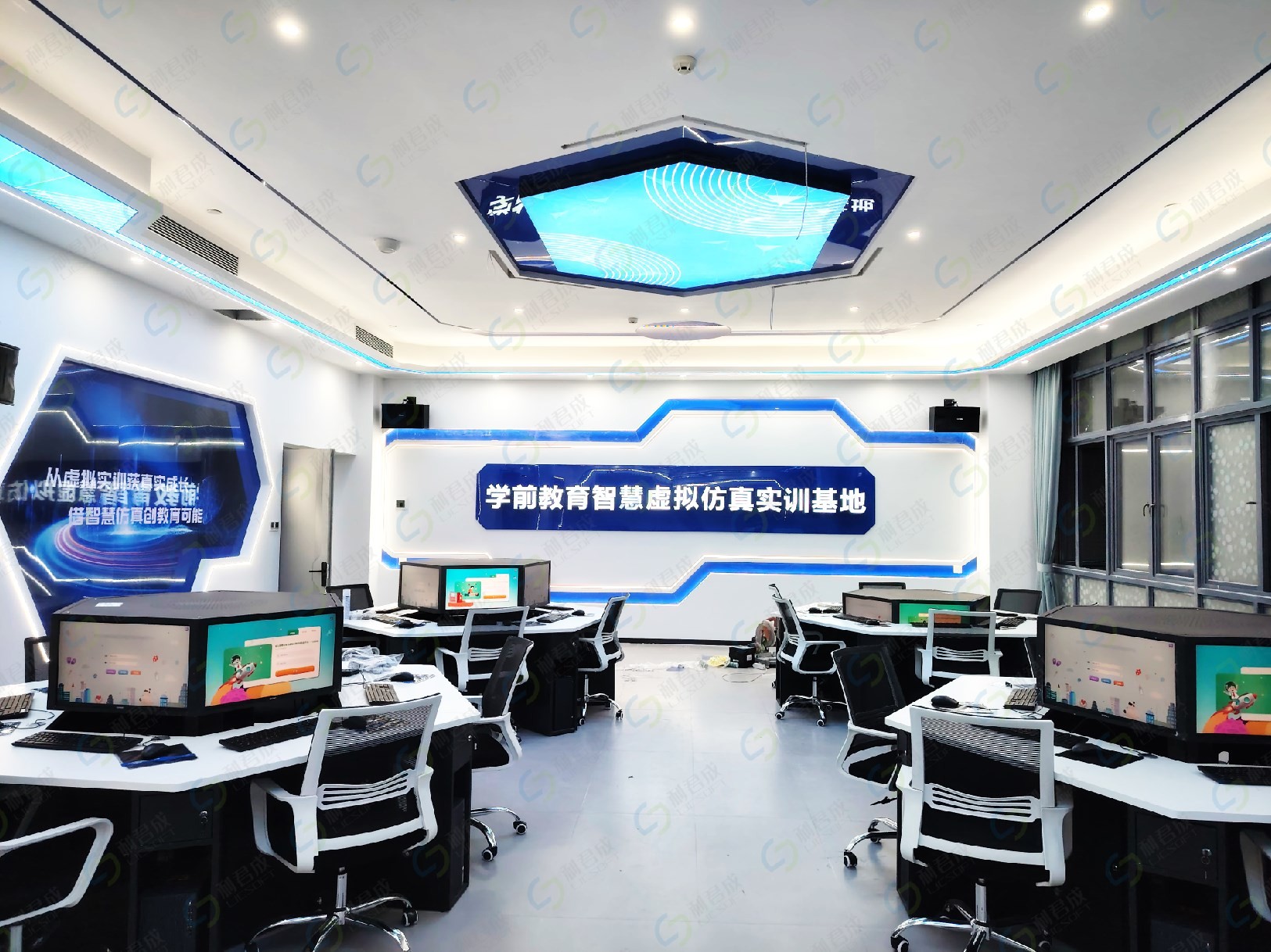 崇左幼儿师范高等专科学校学前教育智慧仿真实训基地建设完成