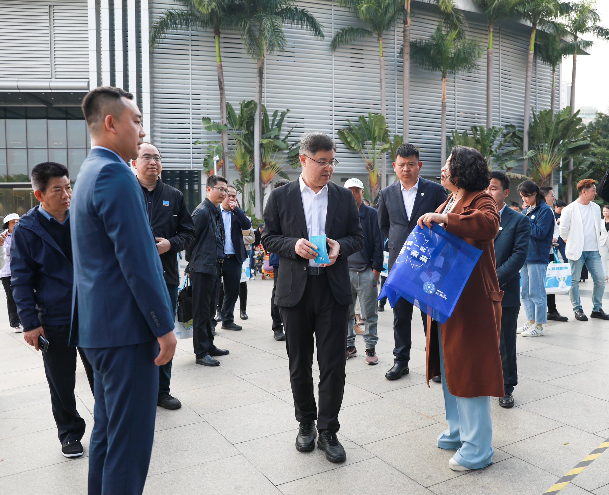 深回收以“兩網融合”之策，按下垃圾分類“快進鍵”