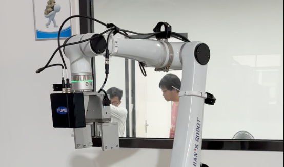 復合機器人的重復定位精度能達到多少?富唯智能以±0.02mm重新定義工業精準極限 復合機器人的重復定位精度能達到多少?富唯智能以±0.02mm重新定義工業精準極限