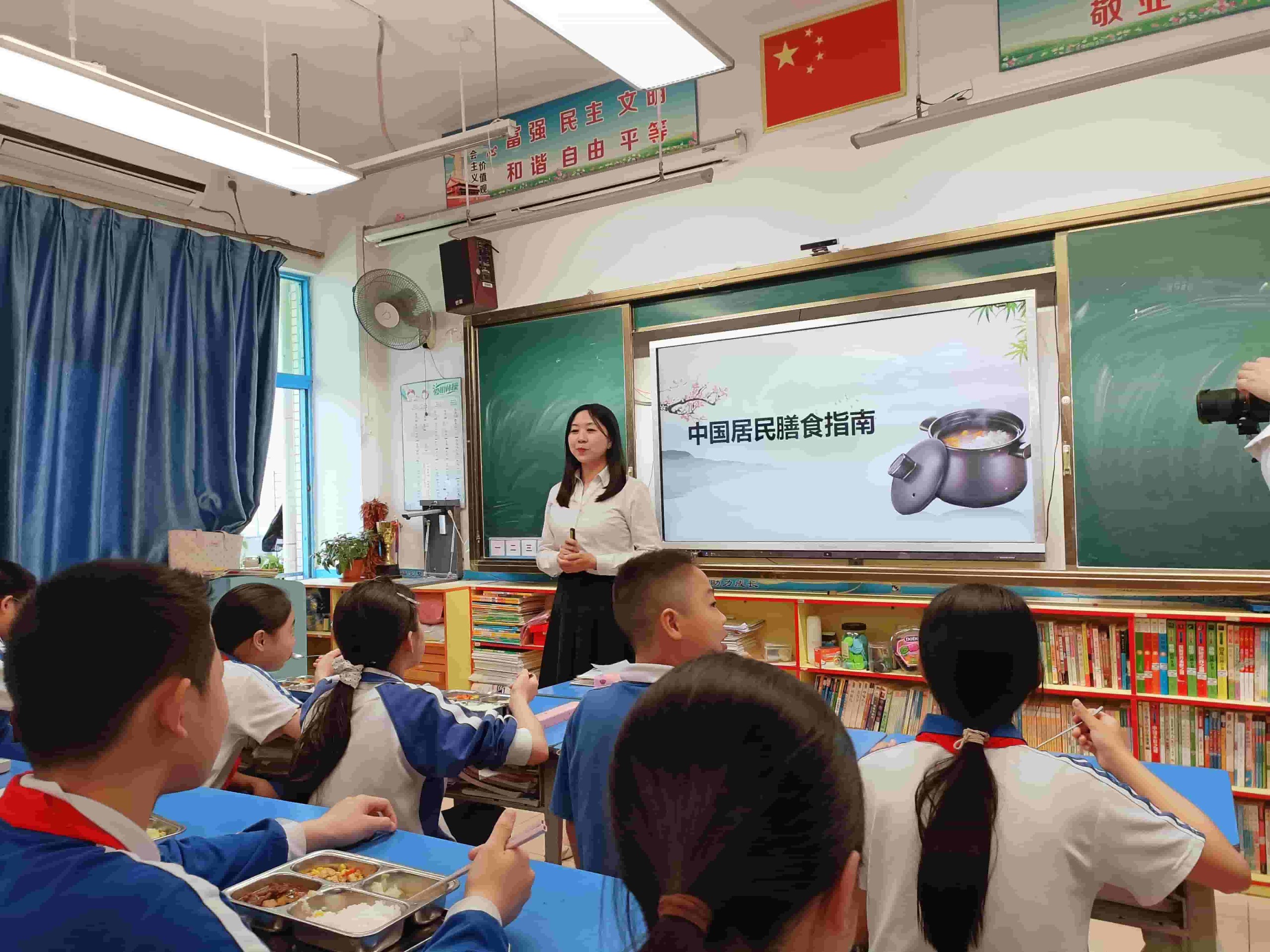 谷雨育新苗 | 欢筷食育课堂走进陆兴小学，“食”力出圈！