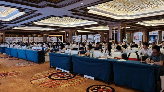 新中考政策下,如何用二诊成绩精准定位目标学校?这场解读会告诉你答案! 新中考政策下,如何用二诊成绩精准定位目标学校?这场解读会告诉你答案!