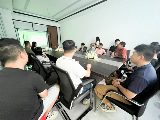 公司组织开展职业病防治培训以及应急救护、消防应急演练 公司组织开展职业病防治培训以及应急救护、消防应急演练