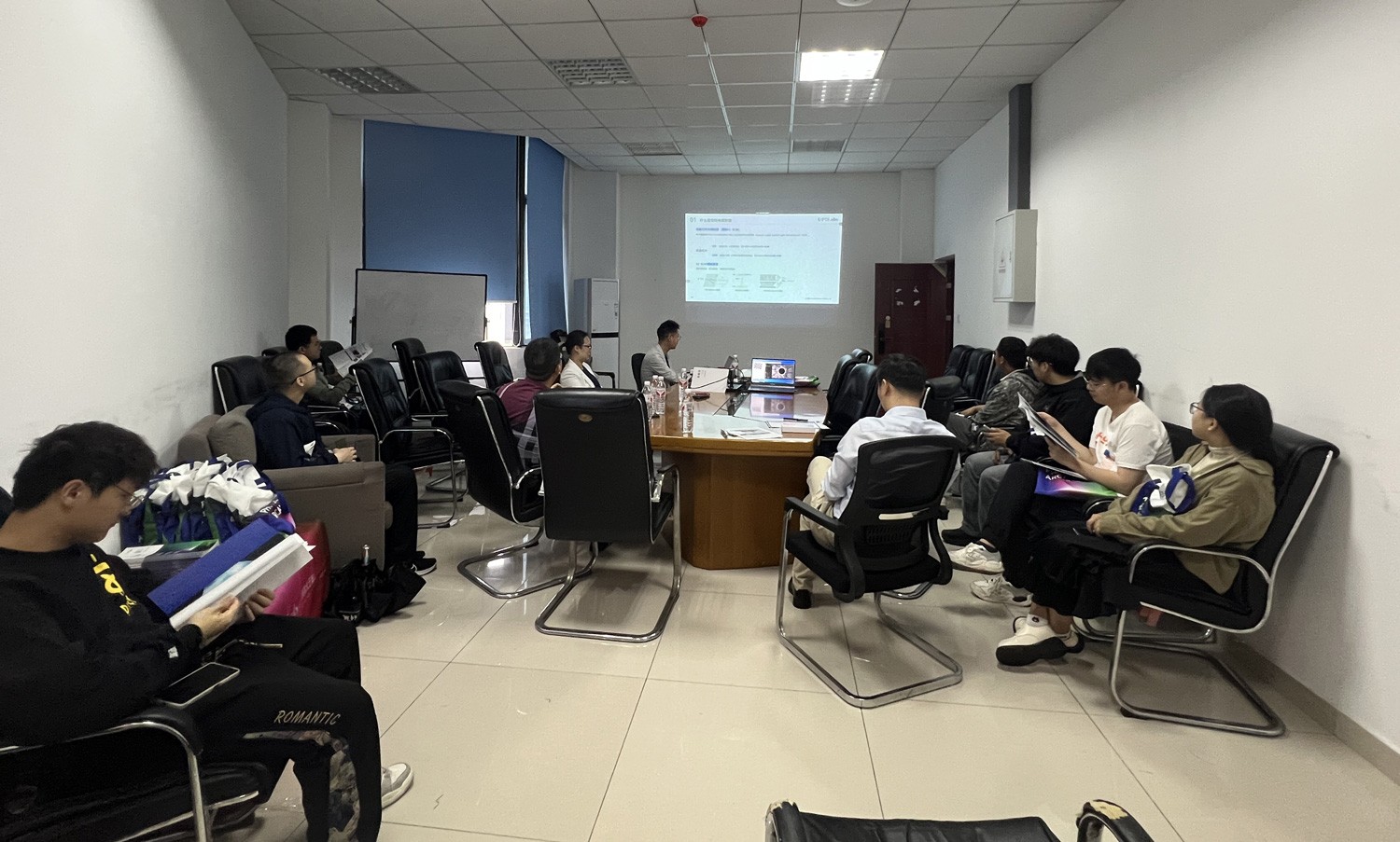 UPOLabs技术沙龙——电子科技大学物理学院