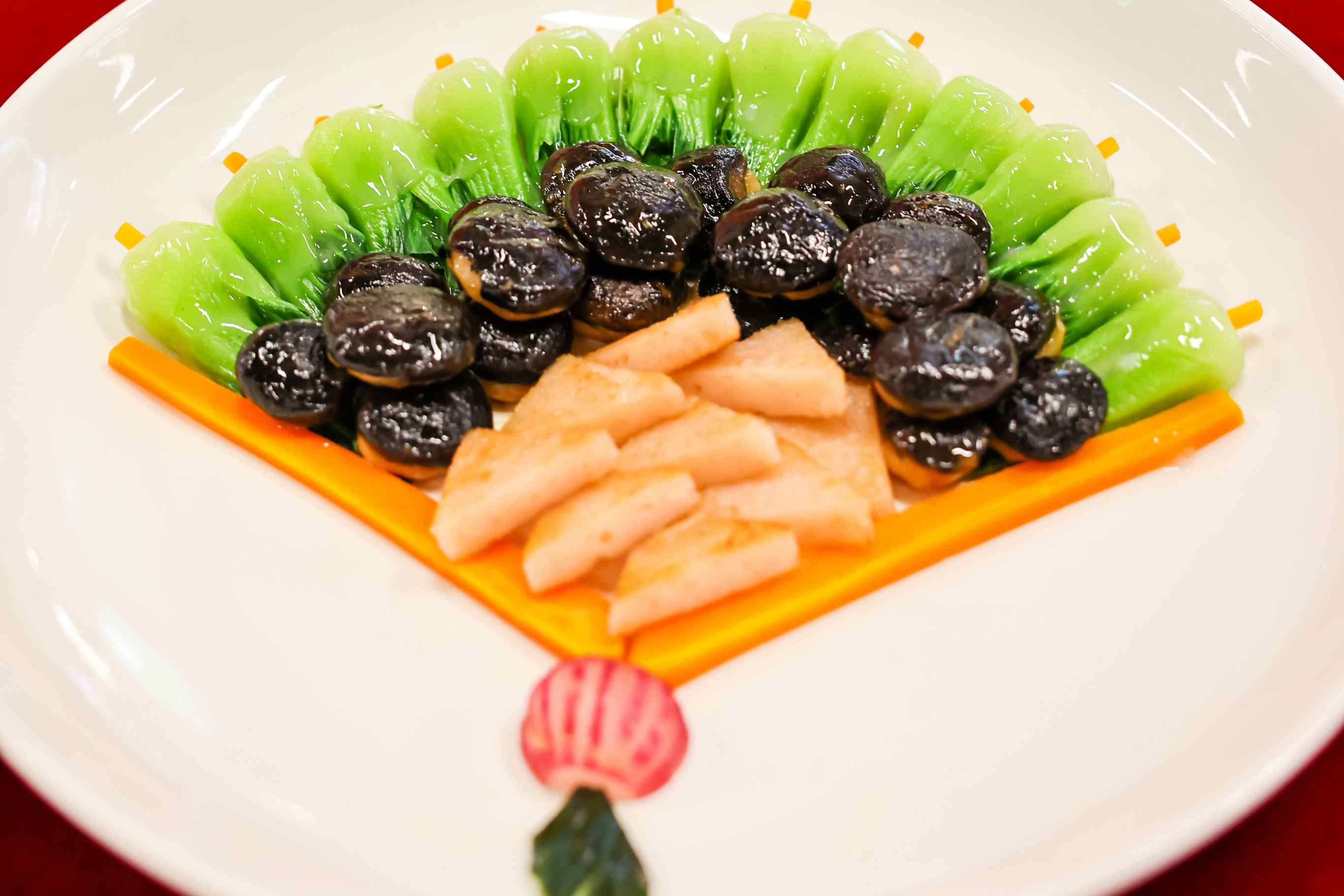 神仙打架!深圳龙华致理中学首届学生餐厅厨艺大比拼,鼎禾盛大厨秀翻全场! 神仙打架!深圳龙华致理中学首届学生餐厅厨艺大比拼,鼎禾盛大厨秀翻全场!