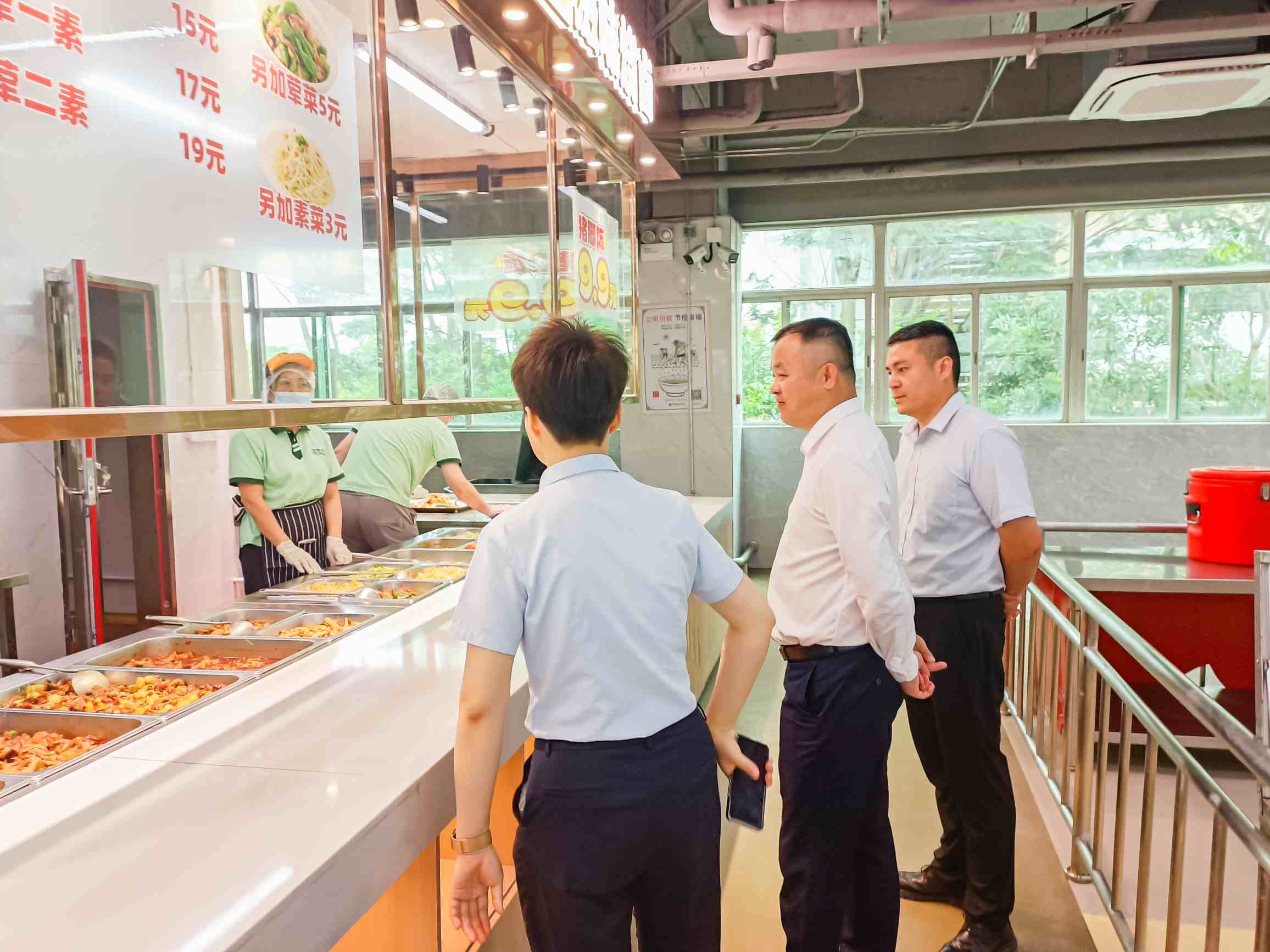 龙华富士康鼎禾盛餐厅开业 | 四大餐线舌尖诱惑,抽奖福利嗨翻全场 龙华富士康鼎禾盛餐厅开业 | 四大餐线舌尖诱惑,抽奖福利嗨翻全场