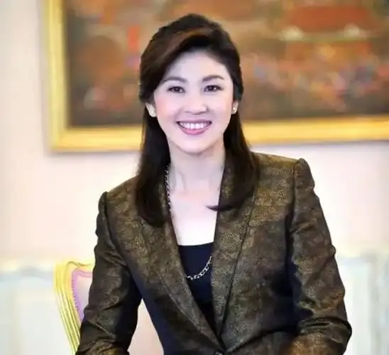 普京都惊叹：泰国流亡女总理变成中国公司董事长，其传奇让人称赞