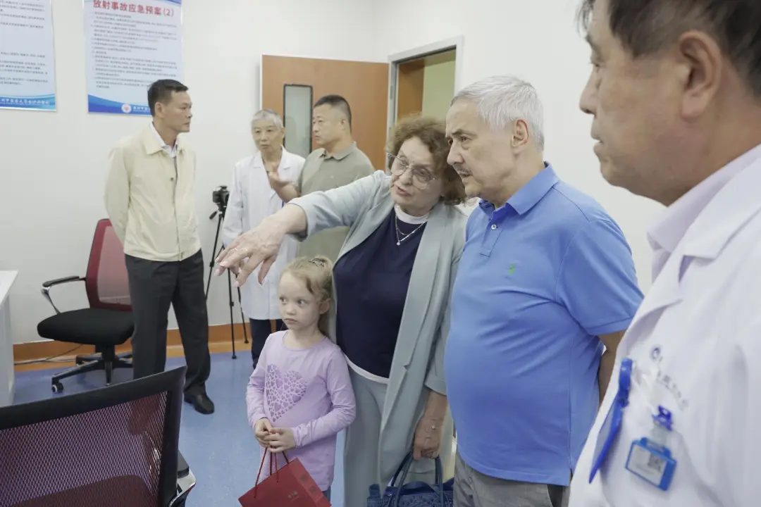 院内新闻|俄罗斯亚洲工业企业家联合会中国区主席阿廖沙及夫人冬妮娅一行莅临参观交流 院内新闻|俄罗斯亚洲工业企业家联合会中国区主席阿廖沙及夫人冬妮娅一行莅临参观交流